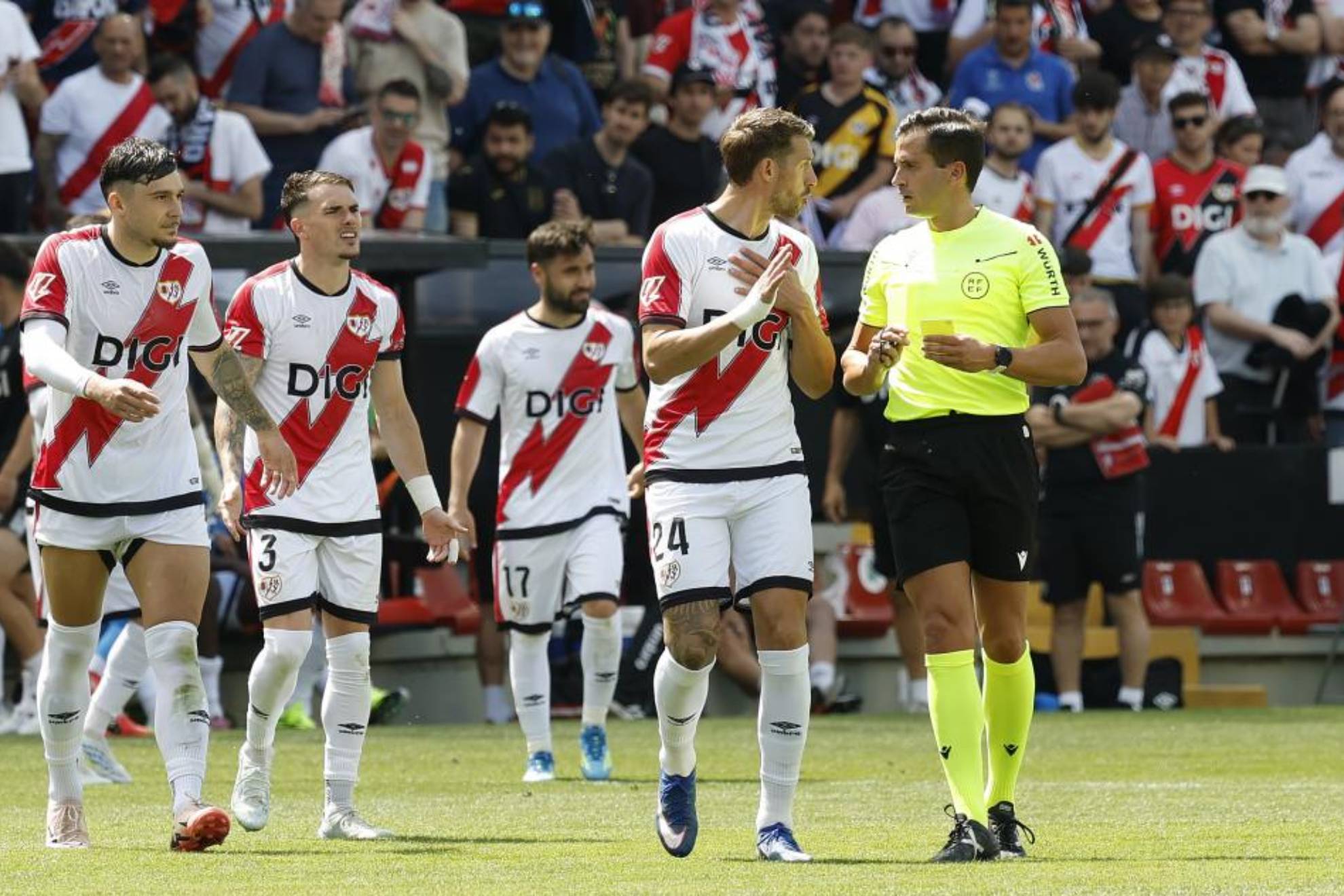 Lejeune pide explicaciones a Guzmán Mansilla