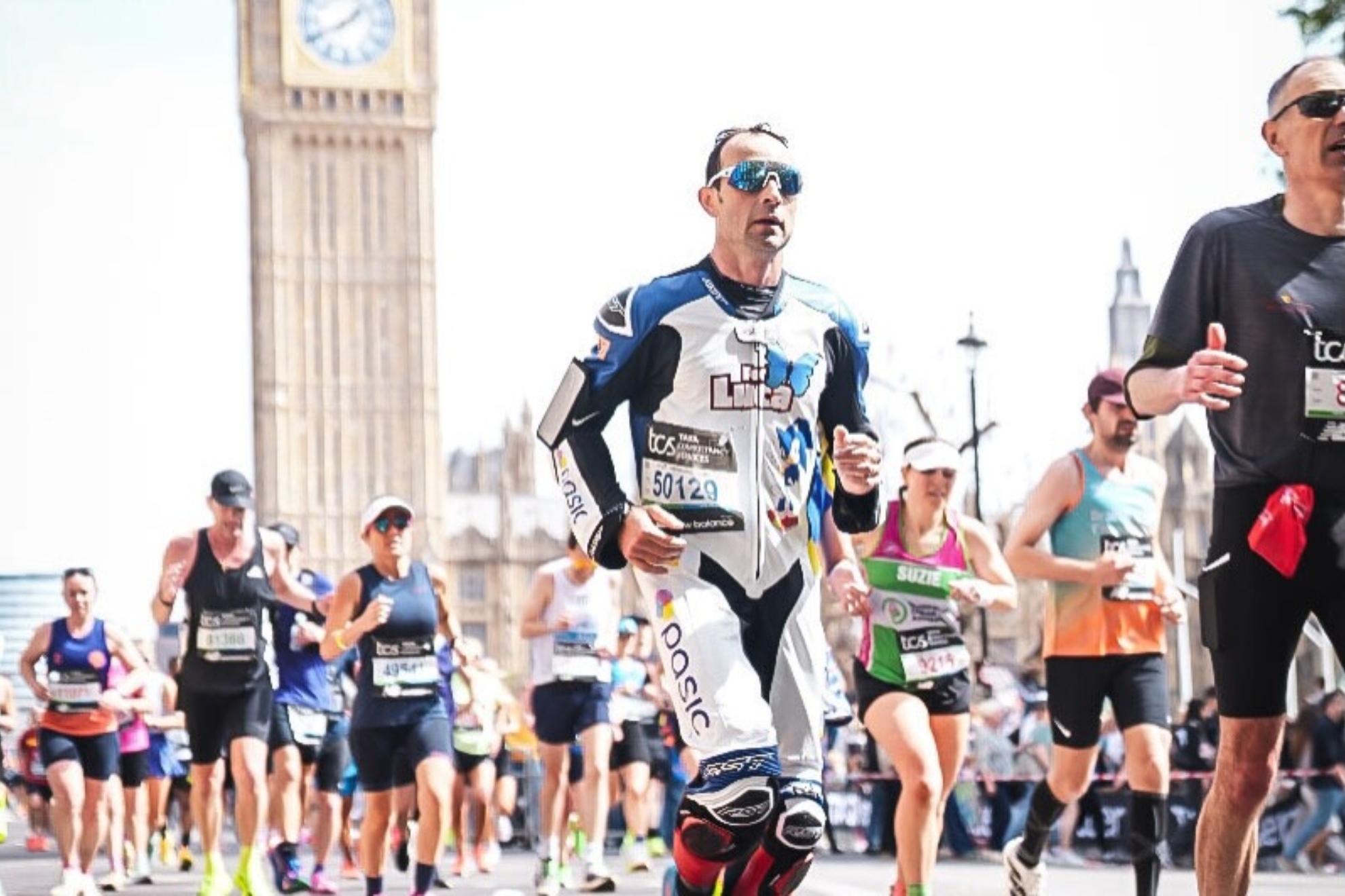 Sylvain Guintoli, en la maratón, con el Big Ben al fondo.