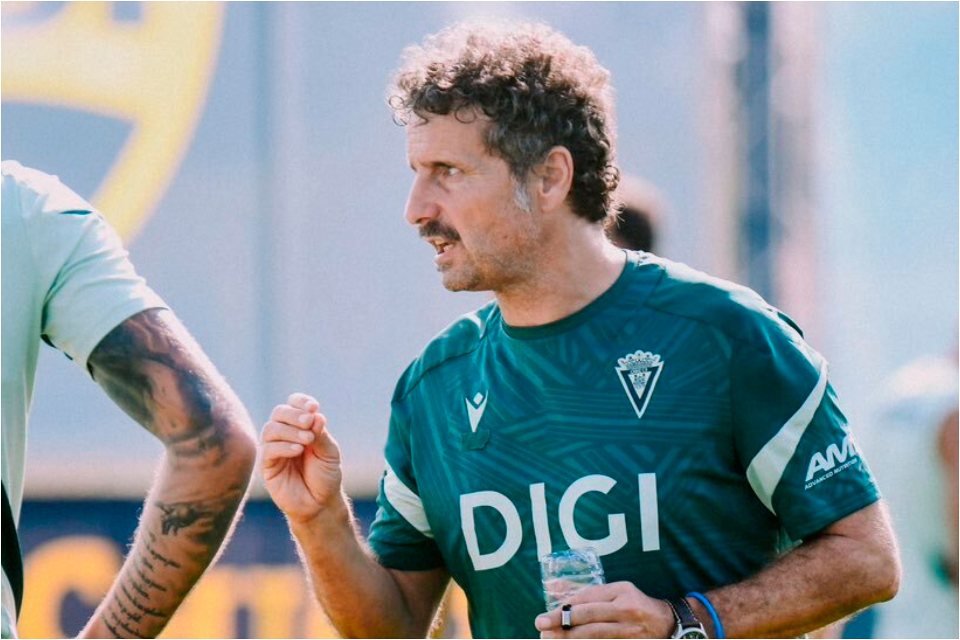 Idiakez, entrenando al Cádiz