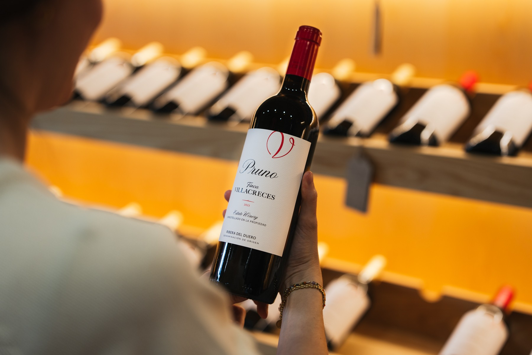 Vino Pruno, uno de los fenómenos en ventas de la Ribera del Duero, el que revela la que será su etiqueta a partir de la añada 2023