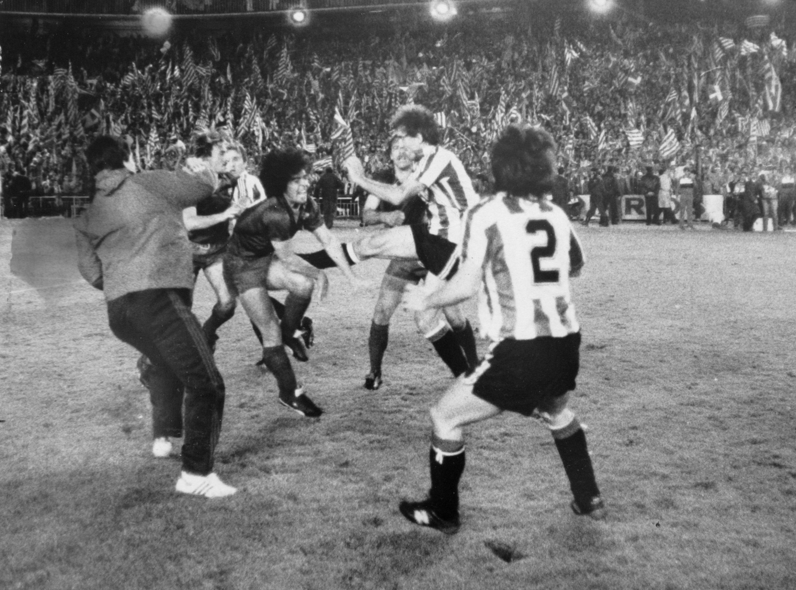 La pelea en la final de la Copa del Rey de 1984.