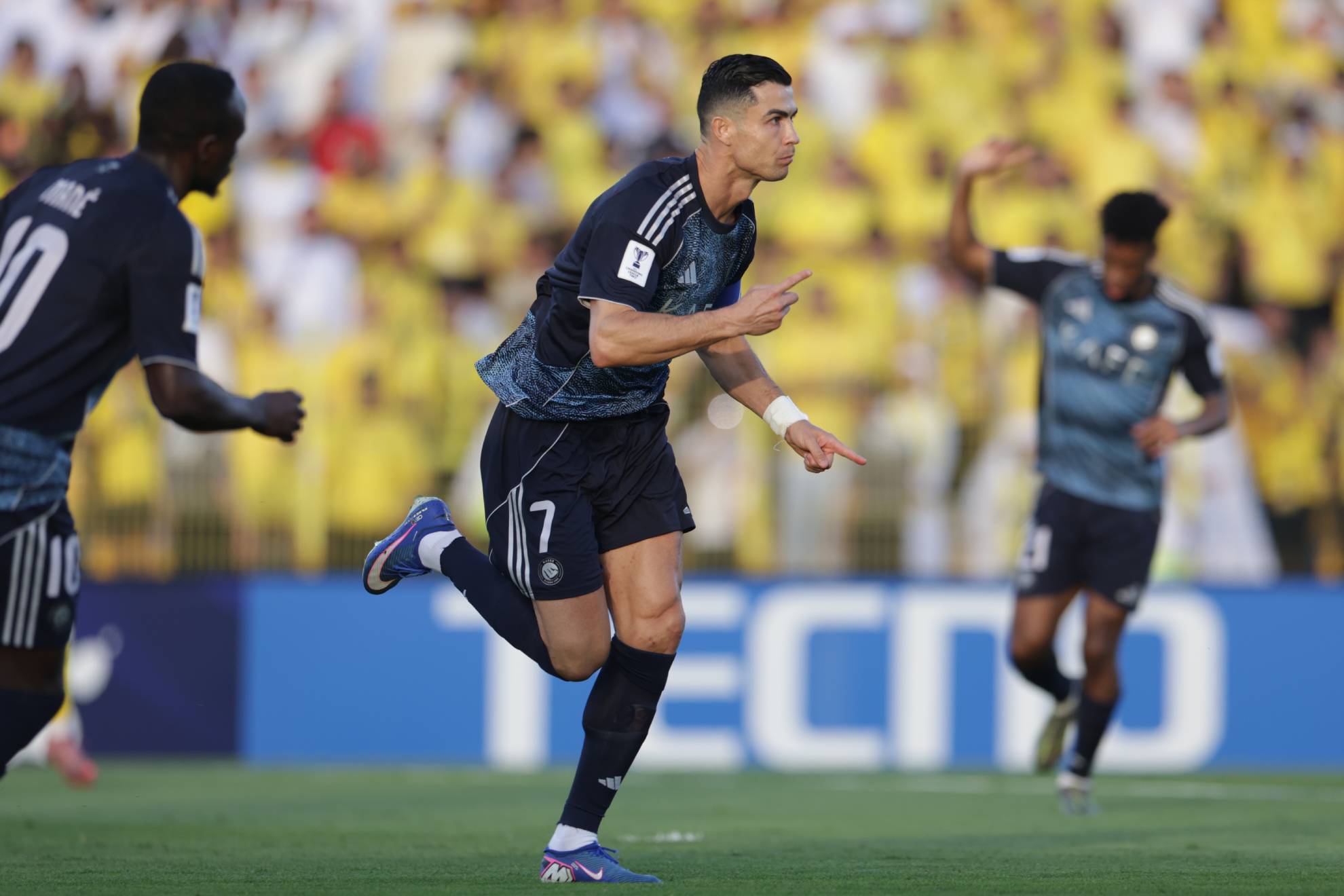 Ronaldo celebrando un gol con Al Nassr.