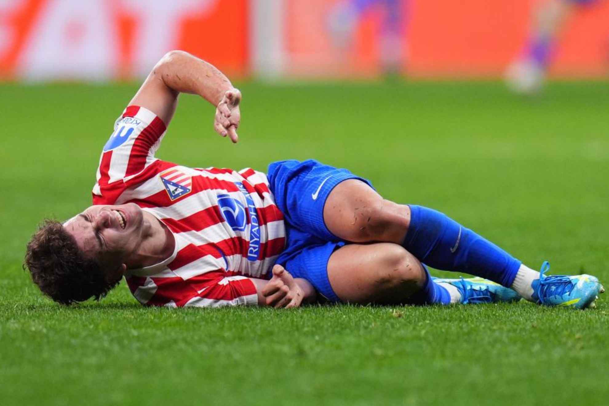 Julián Álvarez del Atlético de Madrid durante el partido de semifinal de la Liga de Campeones contra Arsenal,el miércoles 29 de abril de 2026. (AP Foto/Manu Fernández)