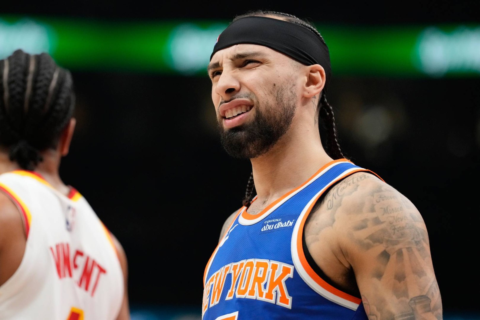 Los aficionados del Madison Square Garden corearon "¡Olé Jose!" para celebrar el buen partido del puertorriqueño Jose Alvarado (12 puntos) en el triunfo 126-97 de los Knicks ante los Hawks en los Playoffs NBA.