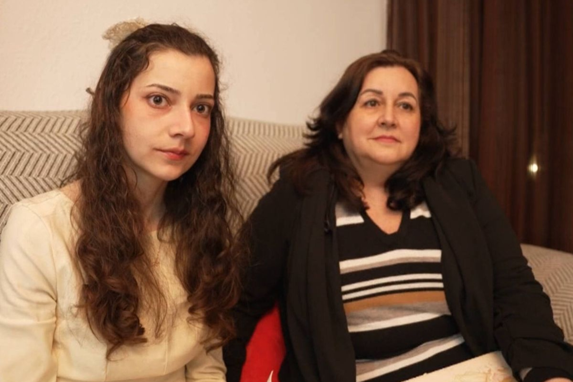 Noelia Castillo y Yolanda Ramos