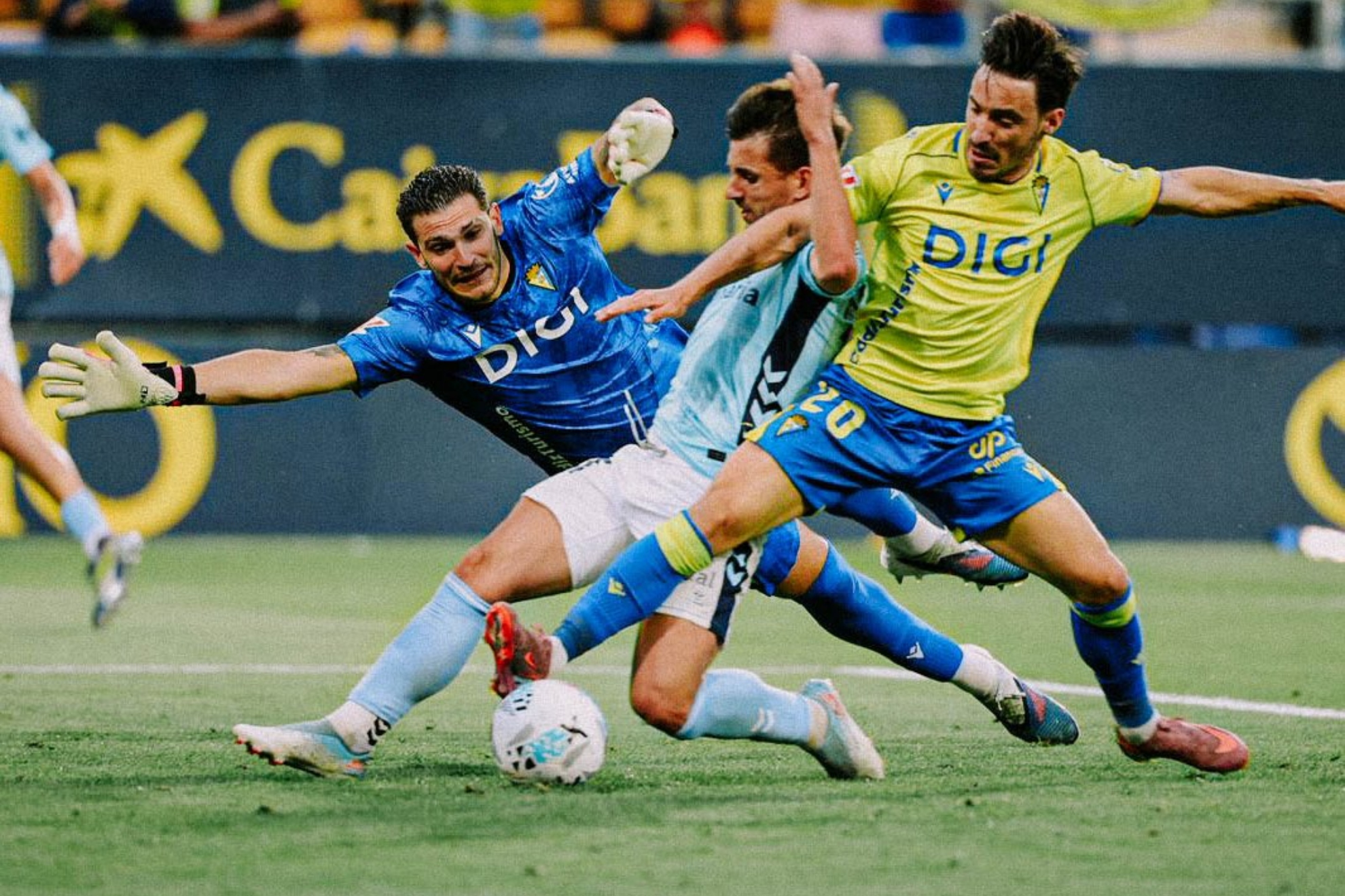 Iza, durante un partido este curso.