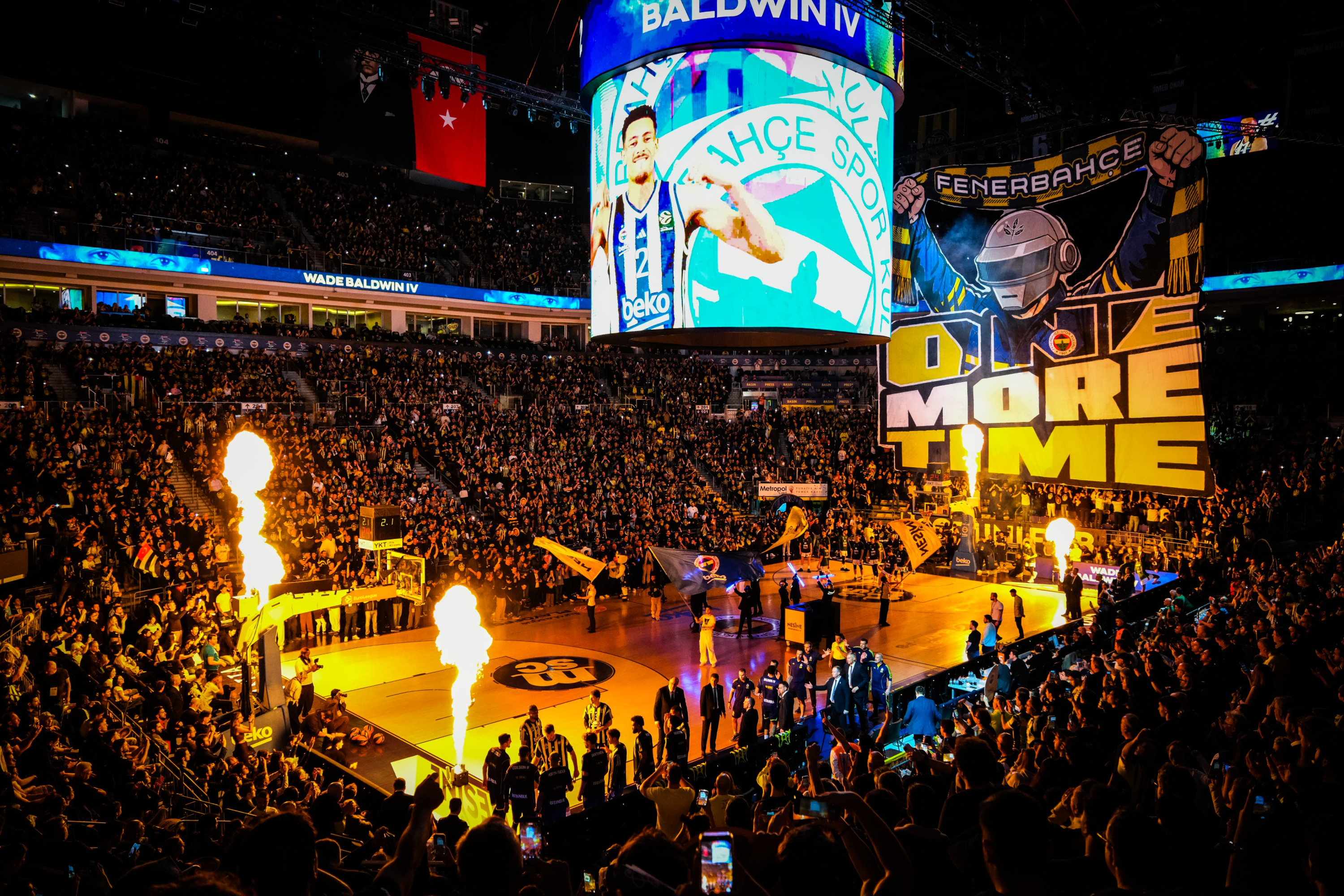 The Ulker Arena, in gala for a crucial match.