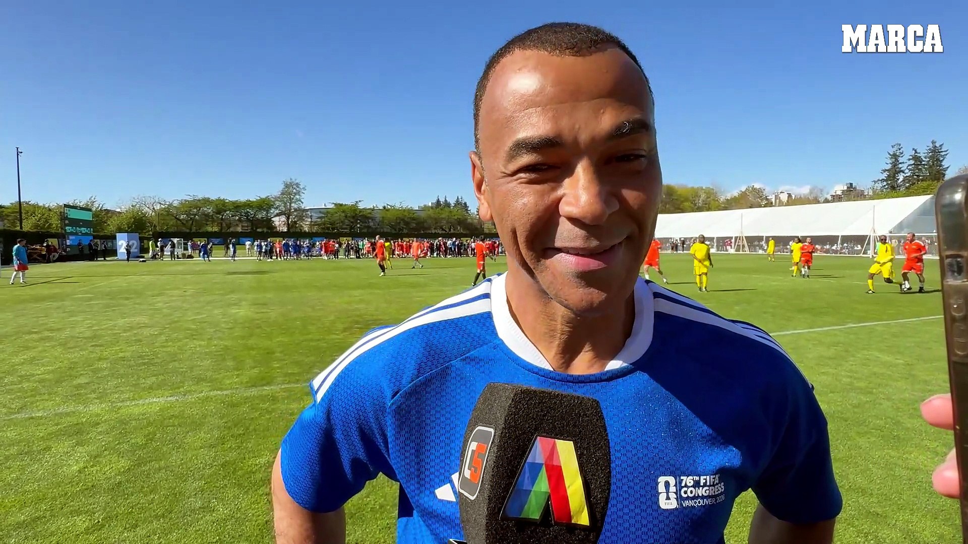 El ex jugador de Brasil ve a su selección favorita y lamenta la baja de Militao