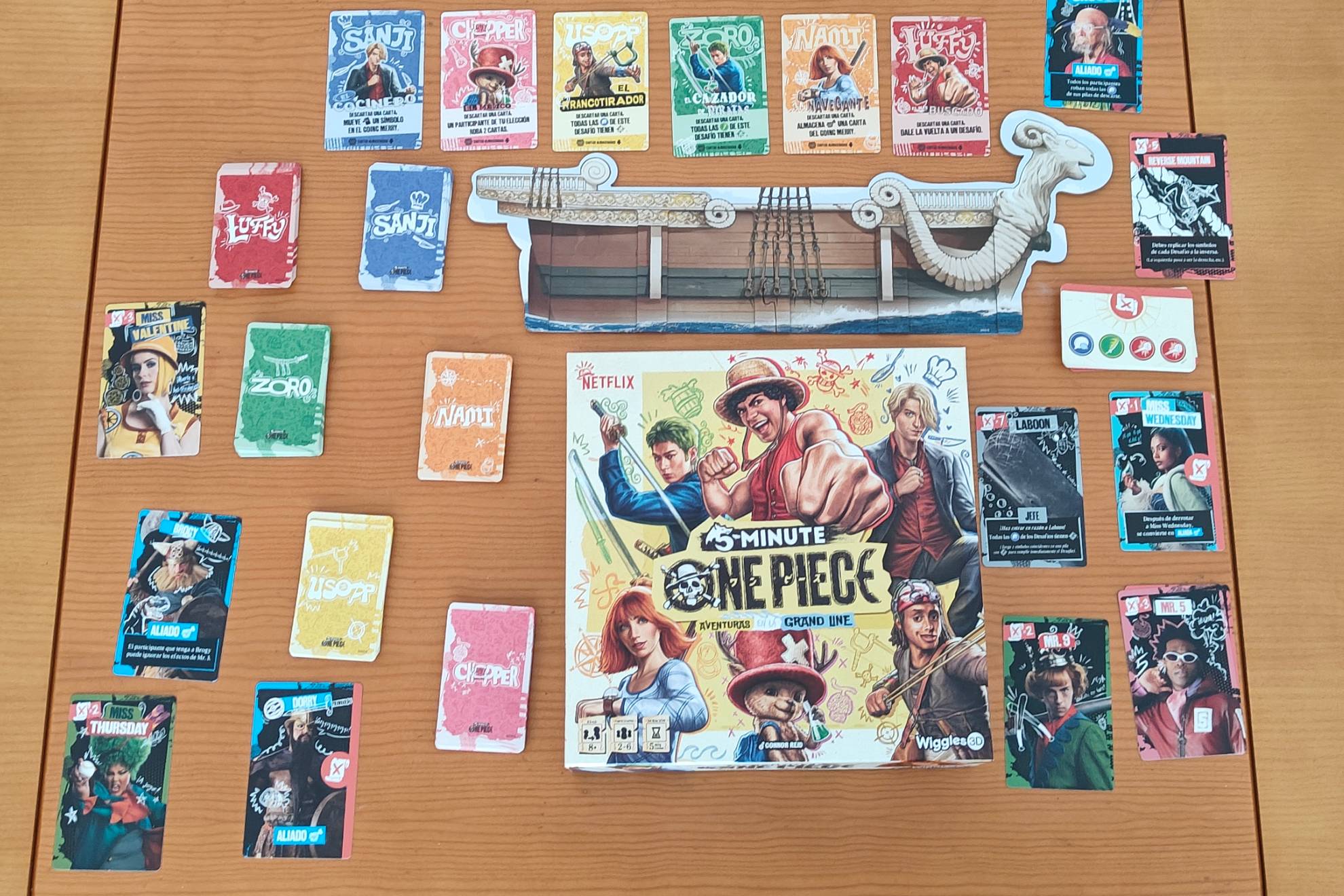Diferentes contenidos de 5 Minute One Piece.