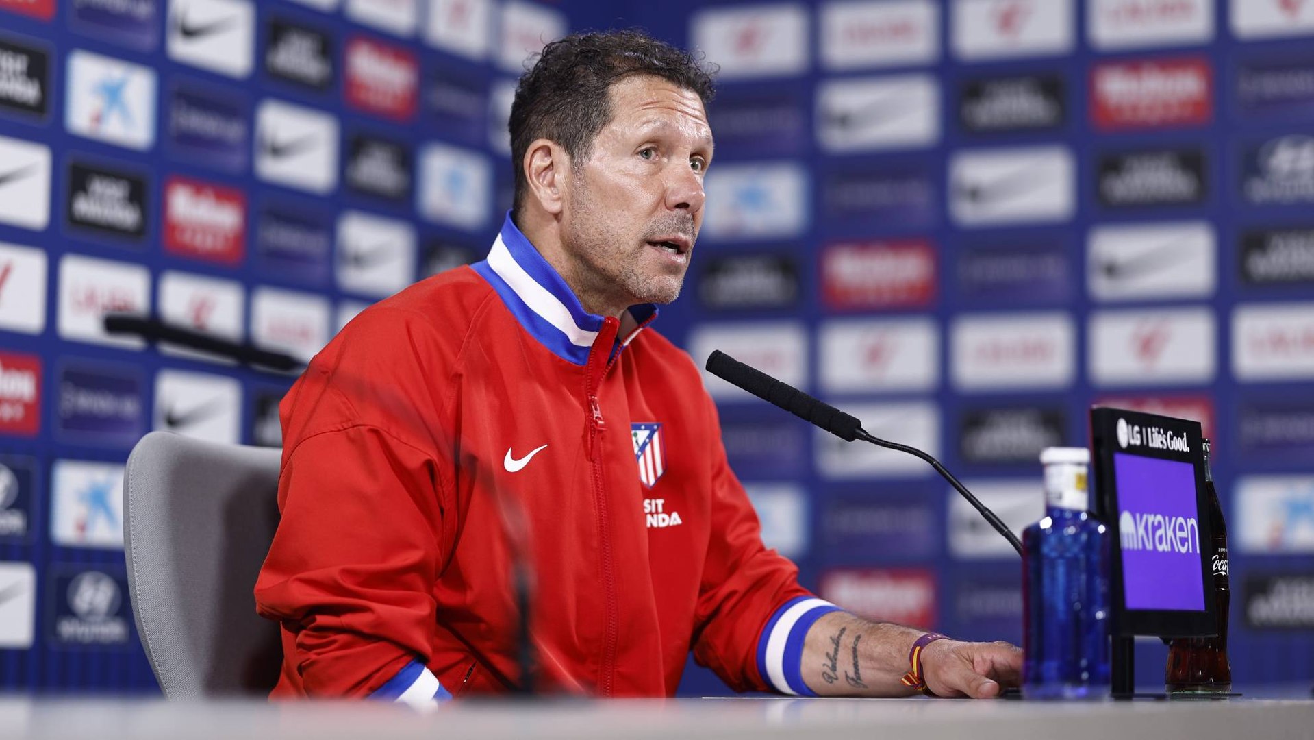 El entrenador del Atlético de Madrid compareció en rueda de prensa en la previa del partido ante el Valencia