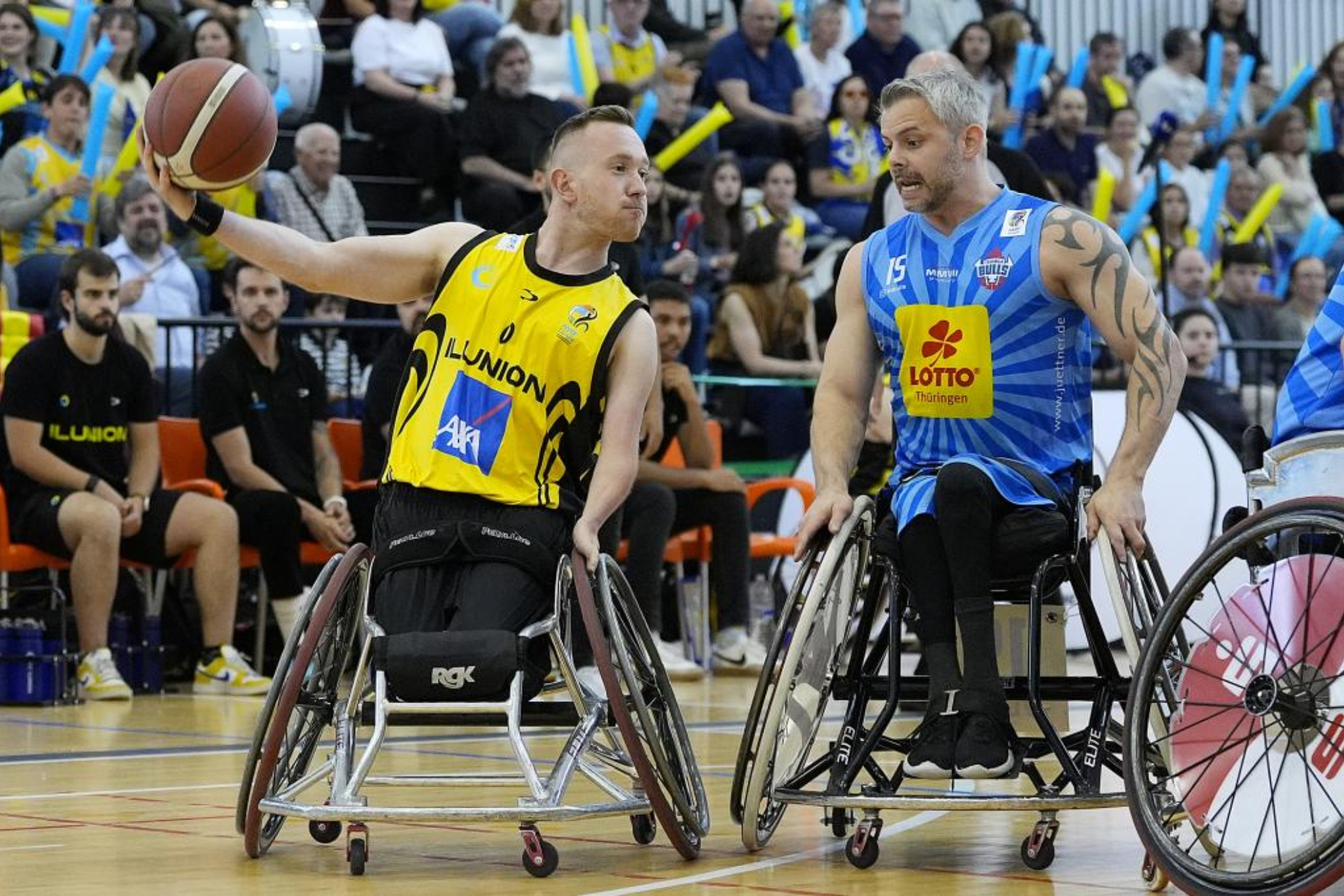 Gregg Warburton, in the final against Thuringia Bulls.