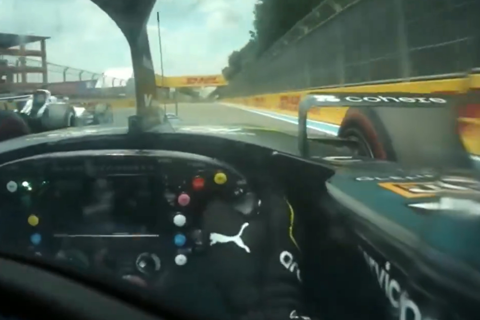 Alonso sobrepasa a Pérez.