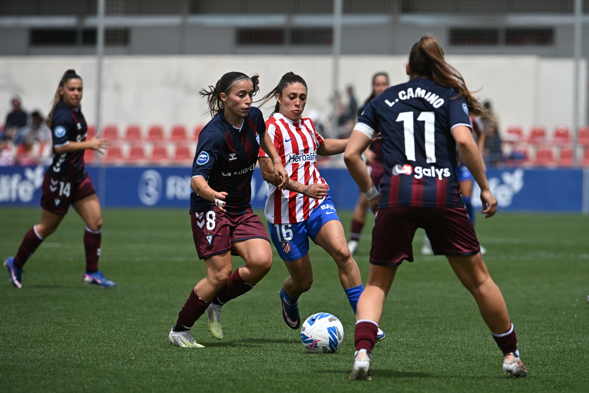 Imagen del partido entre Atlético y Eibar.