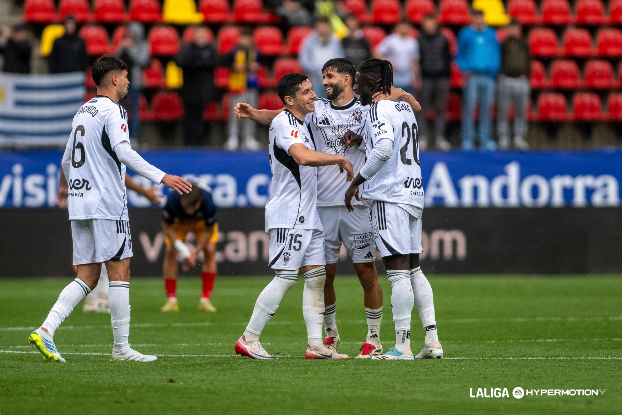 El Alba celebra un gol ante el Andorra.