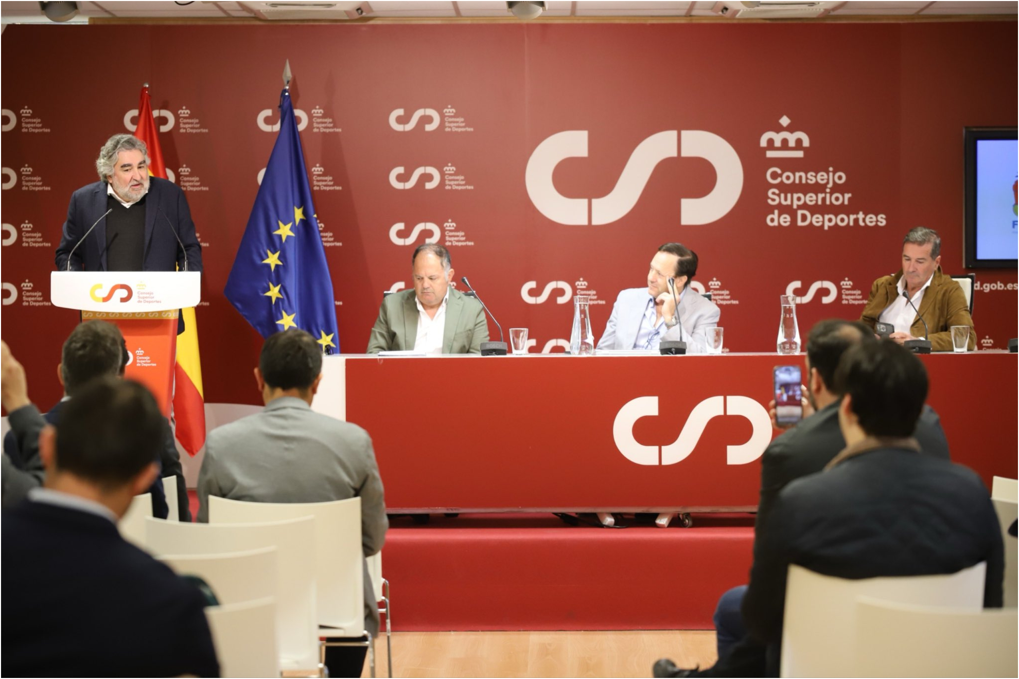 Un momento del acto de la presentación de la candidatura española para los Mundiales de rugby.