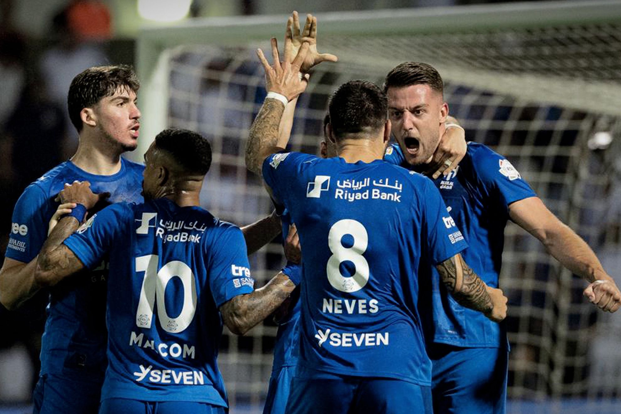 Los jugadores de Al Hilal festejan uno de los goles