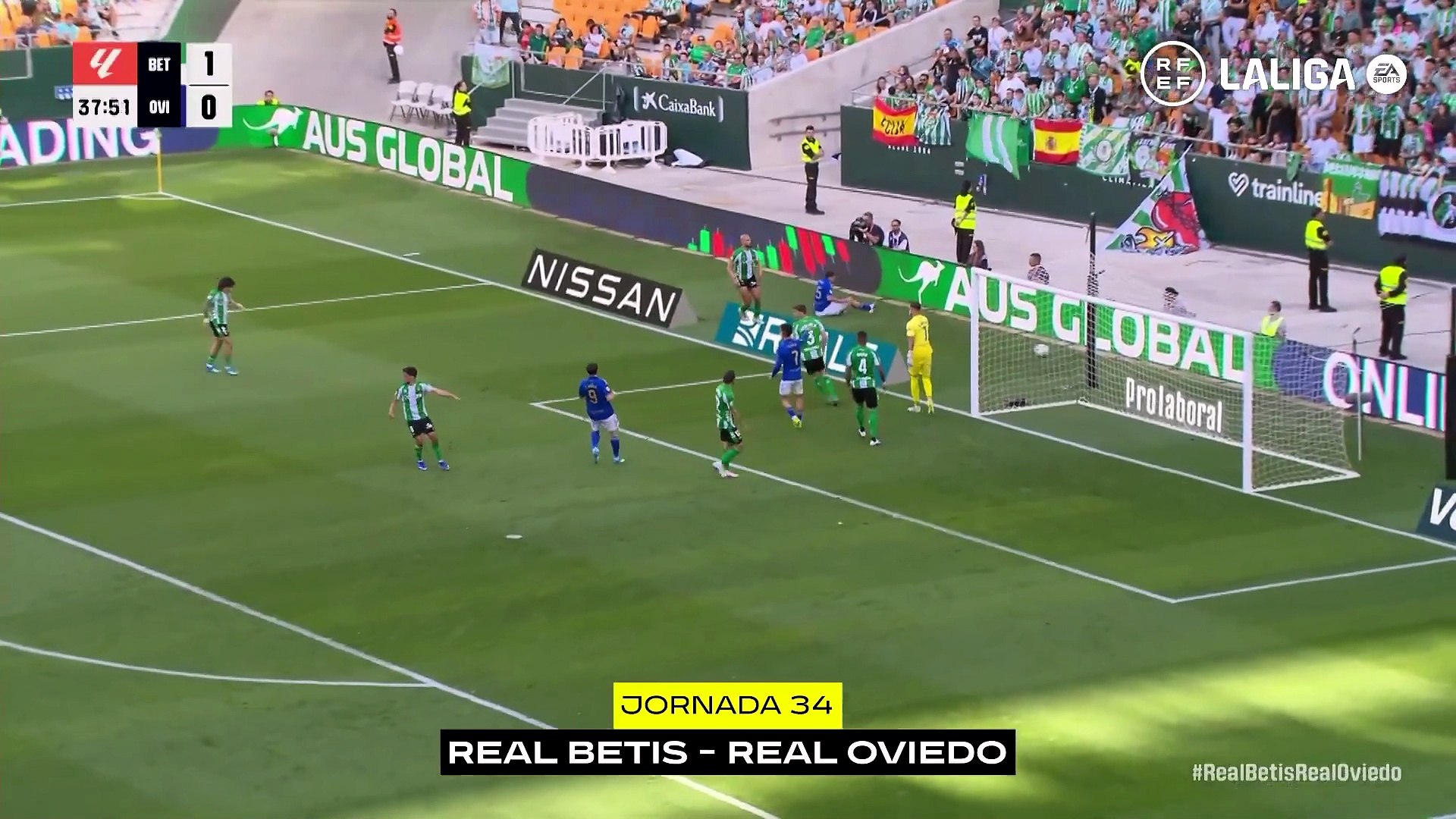 El error del asistente al precipitarse en el Valencia - Atleti, pero acertó el VAR y el árbitro, y en el Betis - Oviedo, era roja para el jugador del Betis y el VAR debió haber intervenido.