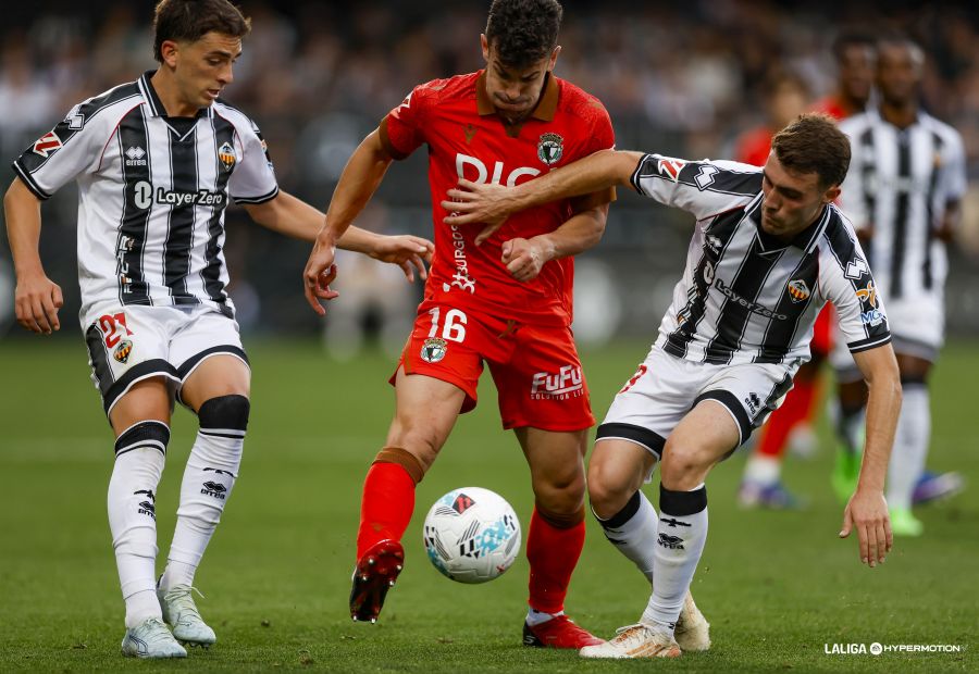Álex Calatrava, Curro Sánchez y Pablo Santiago en el Castellón 3-1 Burgos