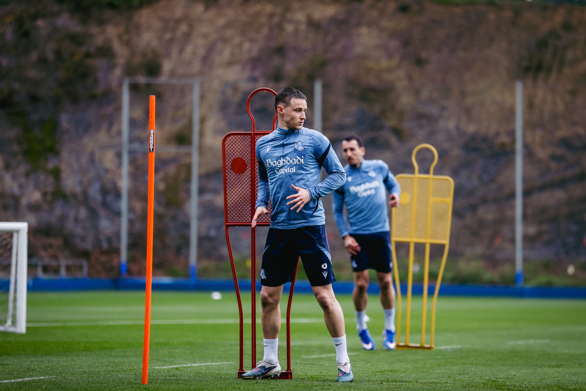 Beñat Turrientes, en un entrenamiento con la Real en Zubieta.