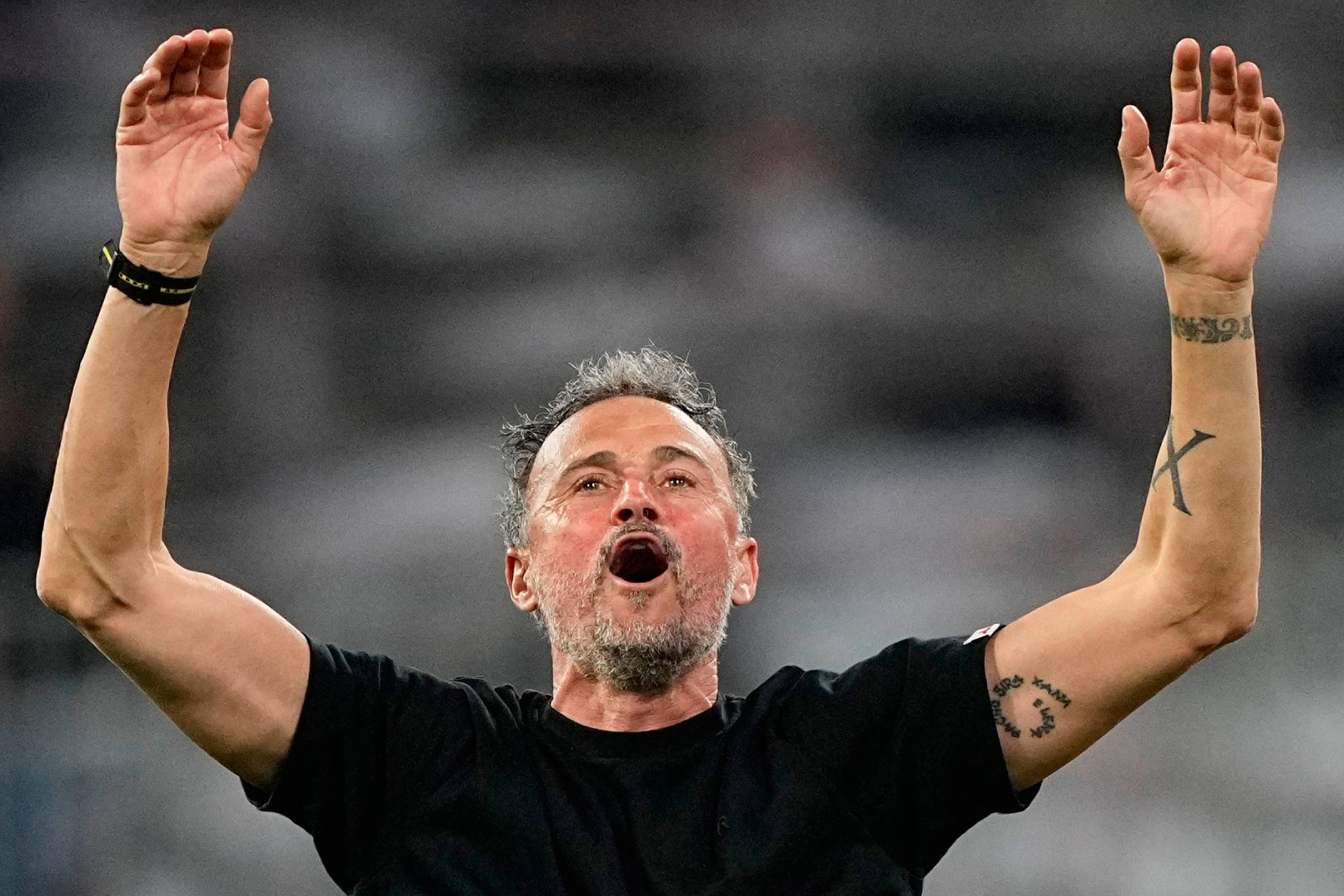 Luis Enrique celebrando el pase a la final del PSG.