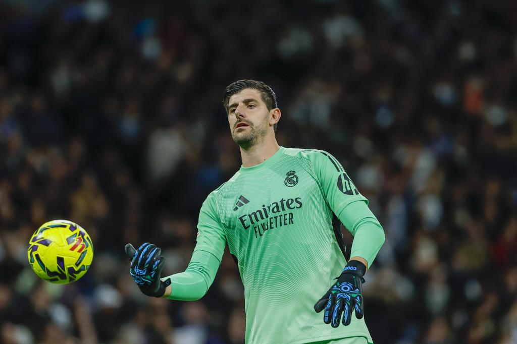 Courtois durante un partido del Madrid.