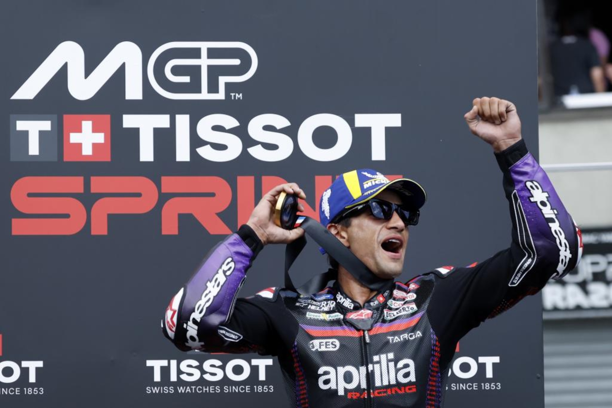 Jorge Martín, en el podio del Sprint de Le Mans. EFE