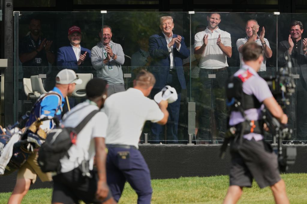 DeChambeau bows to Trump