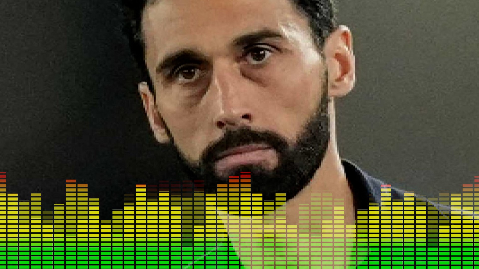 El periodista, muy crítico en La Tribu con la situación del Real Madrid y del técnico blanco tras la derrota en el Clásico y el alirón del Barcelona.