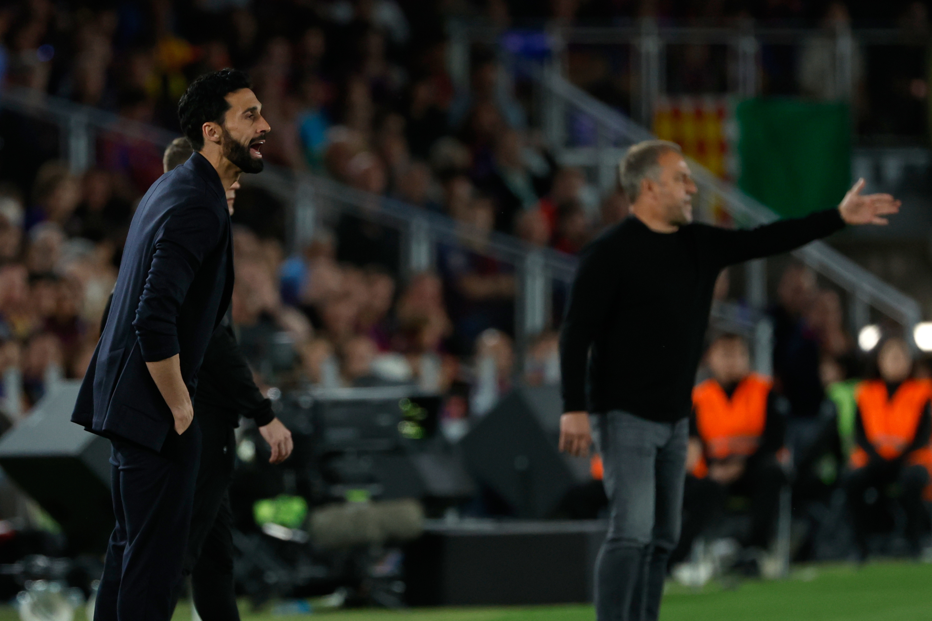 Álvaro Arbeloa y Hansi Flick.
