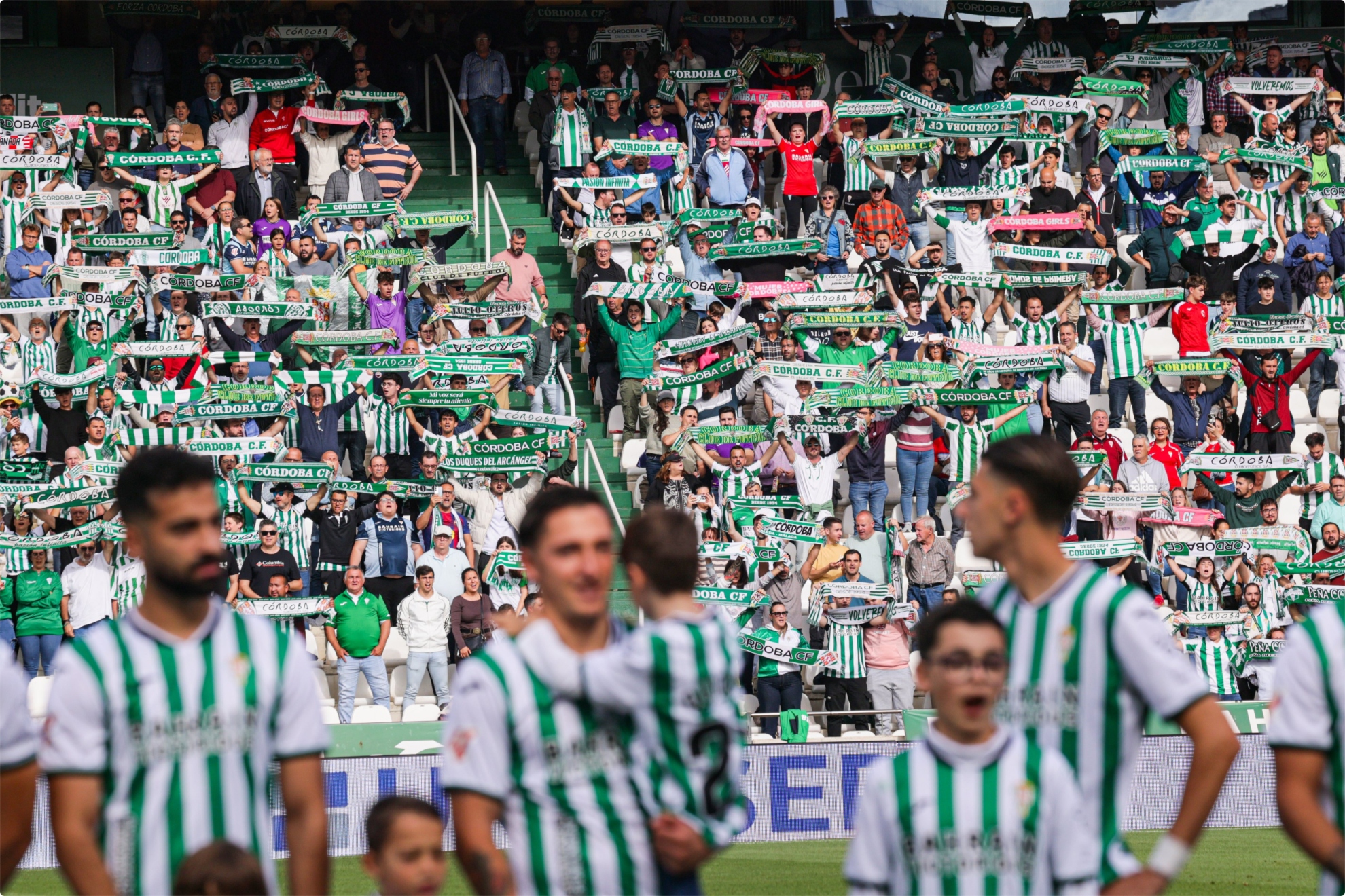 El estadio del Córdoba, vibrando.