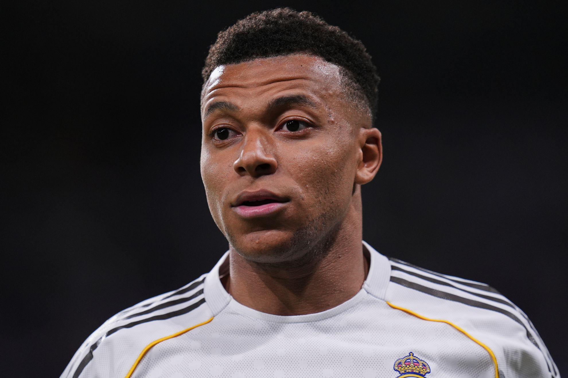 Mbappé lamenta una ocasión fallida.