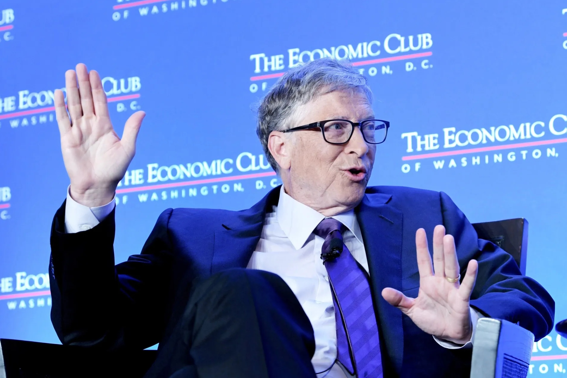 Bill Gates desarrolla Remidio, una cámara ocular con IA capaz de detectar complicaciones en el embarazo