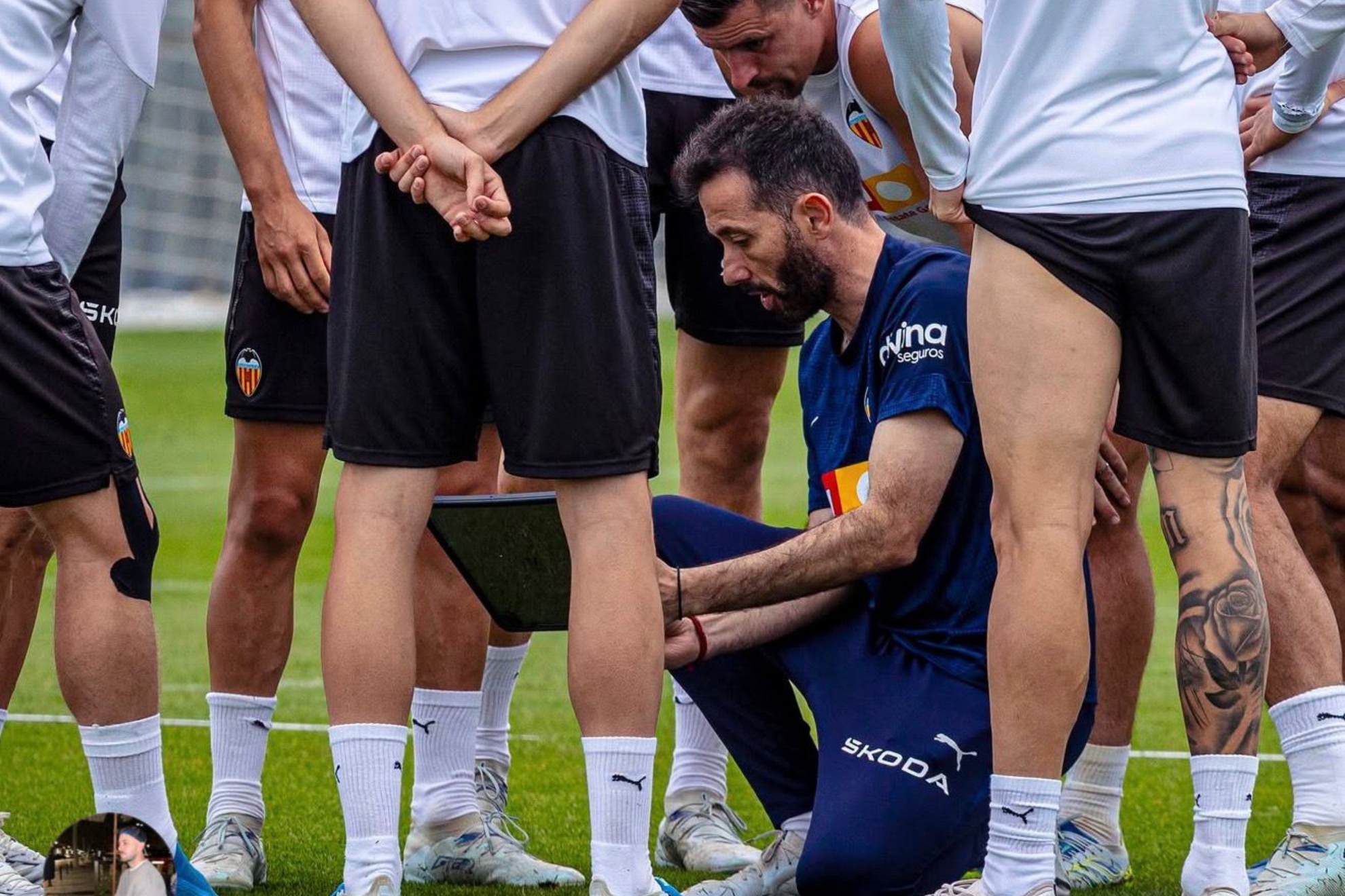 Corberán durante el entrenamiento el Valencia.