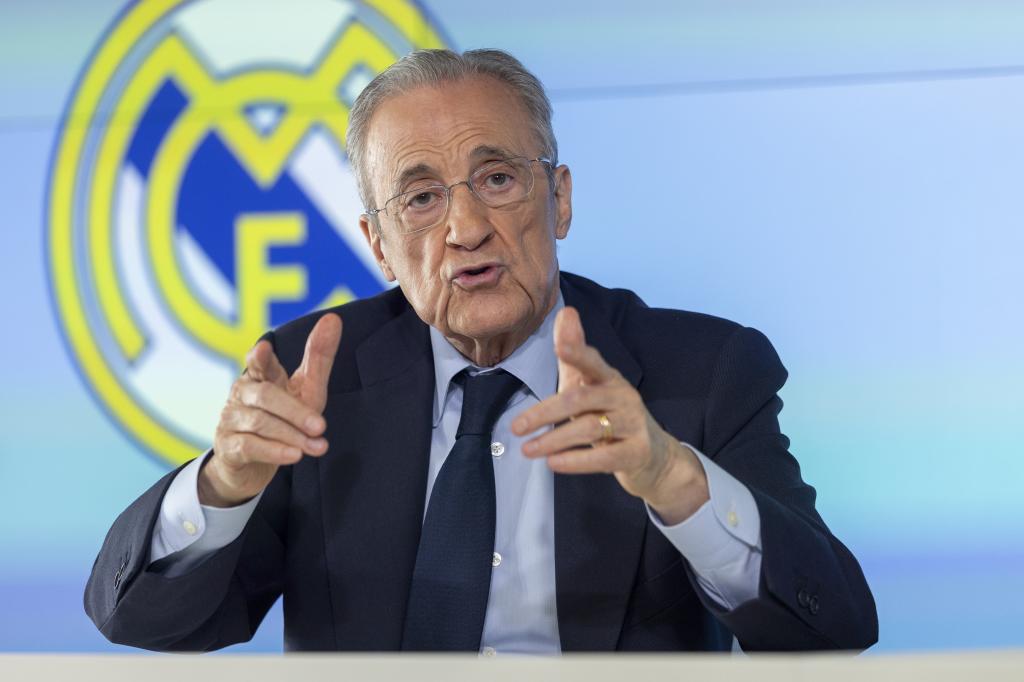 Florentino durante la rueda de prensa en la Ciudad Real Madrid.