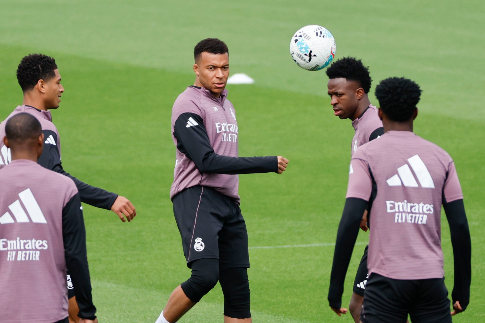 Mbappé, ejercitándose en Valdebebas junto a Bellingham, Alaba, Vnicius y Tchouaméni.