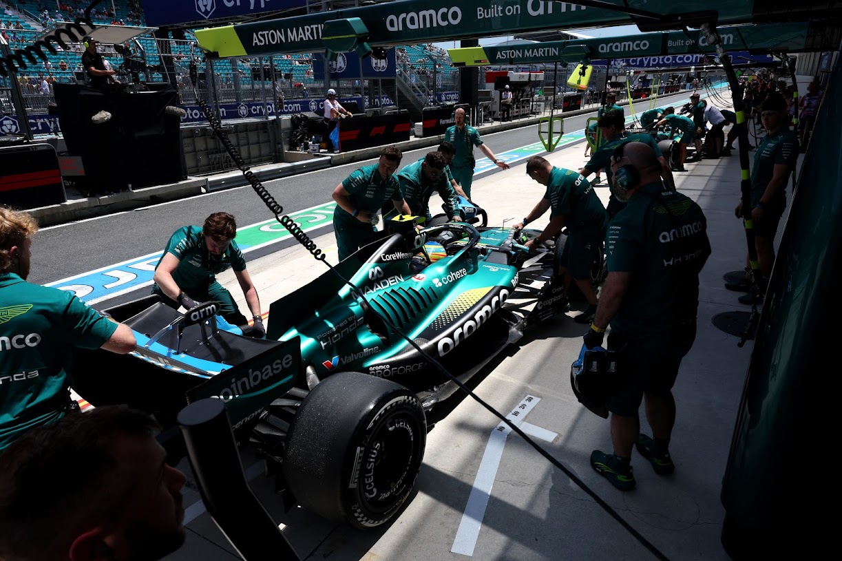 Alonso, con el AMR26 en Miami