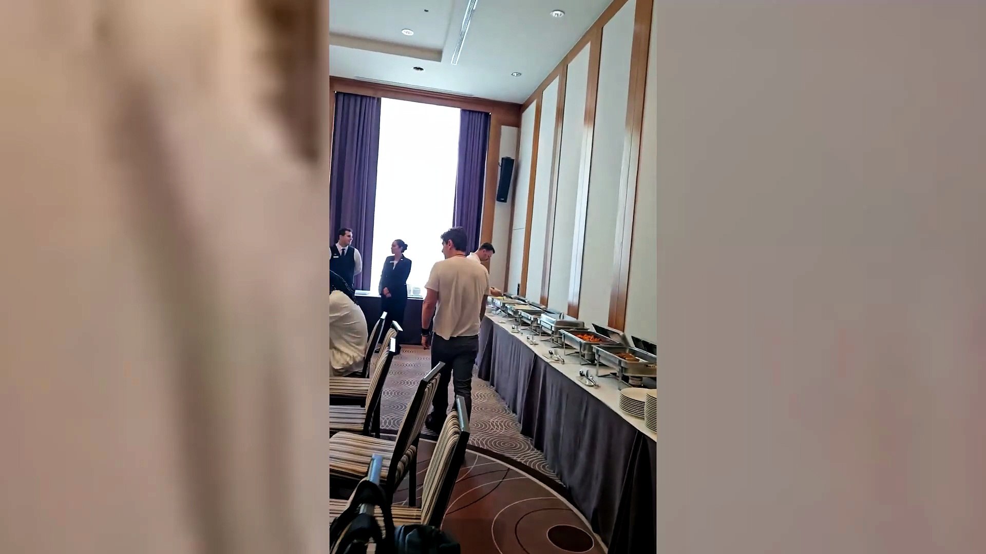 Giannakopoulos, a pesar de no poder acceder al Roig Arena, está en la capital del Turia. 