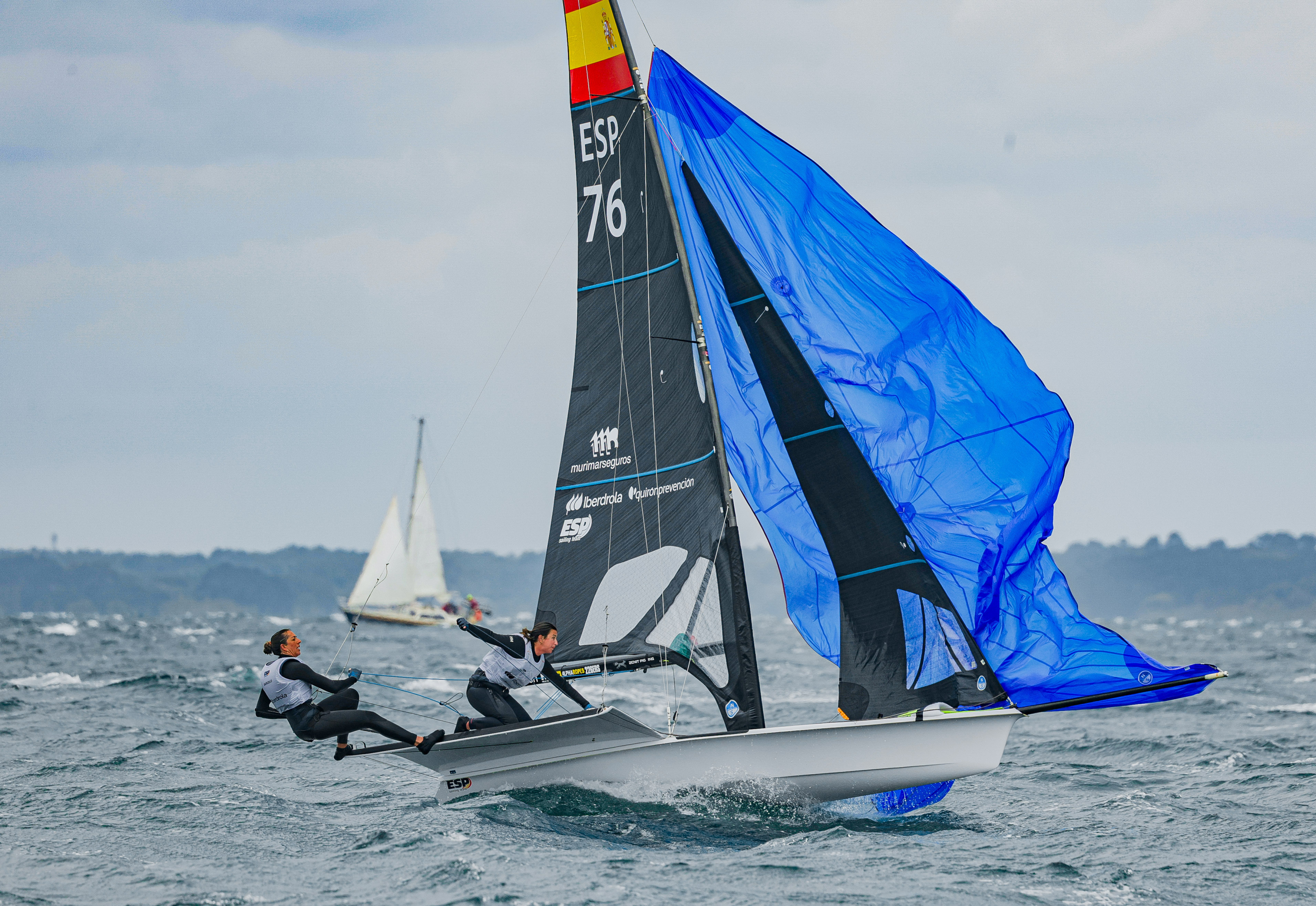Paula Barceló y María Cantero, en la tercera jornada del Mundial en Quiberon.