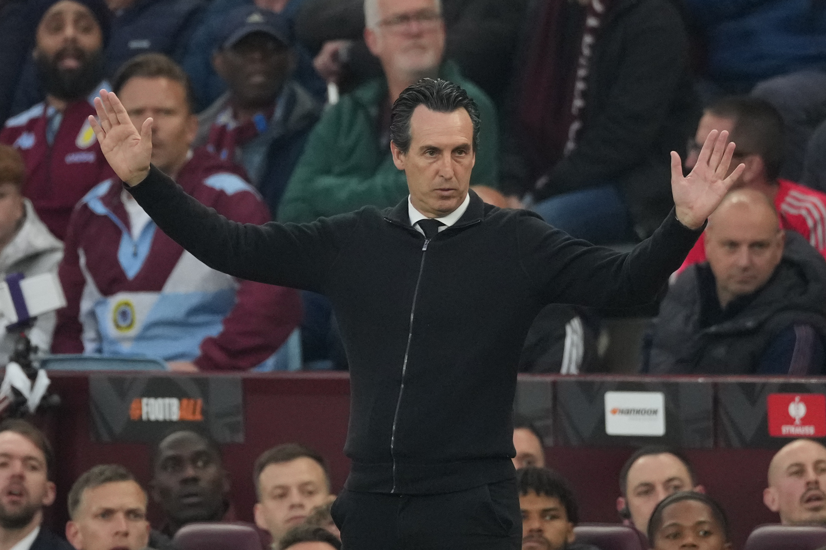 Unai Emery, durante un encuentro del Aston Villa