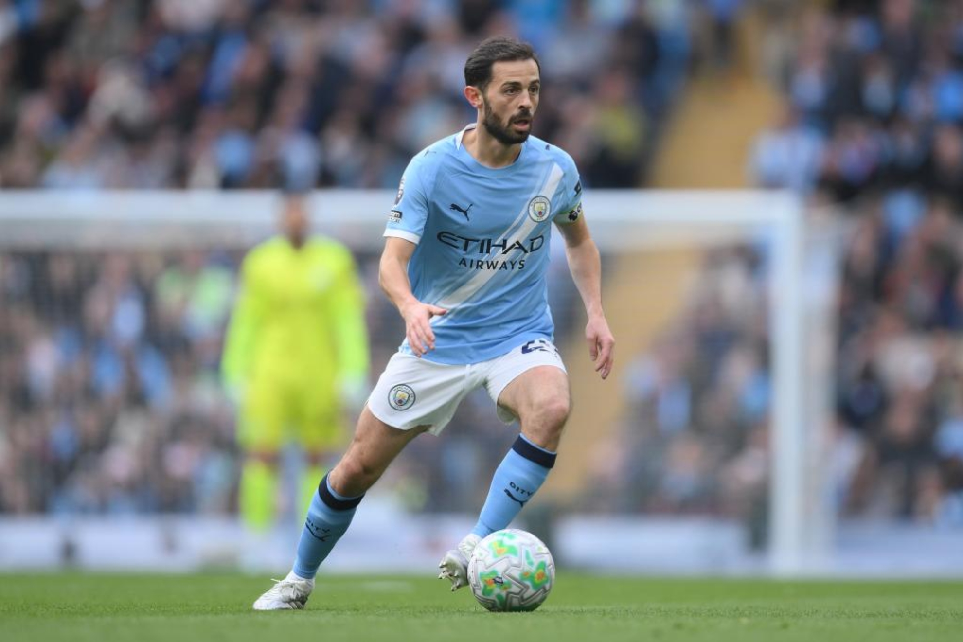 Bernardo Silva, con balón.