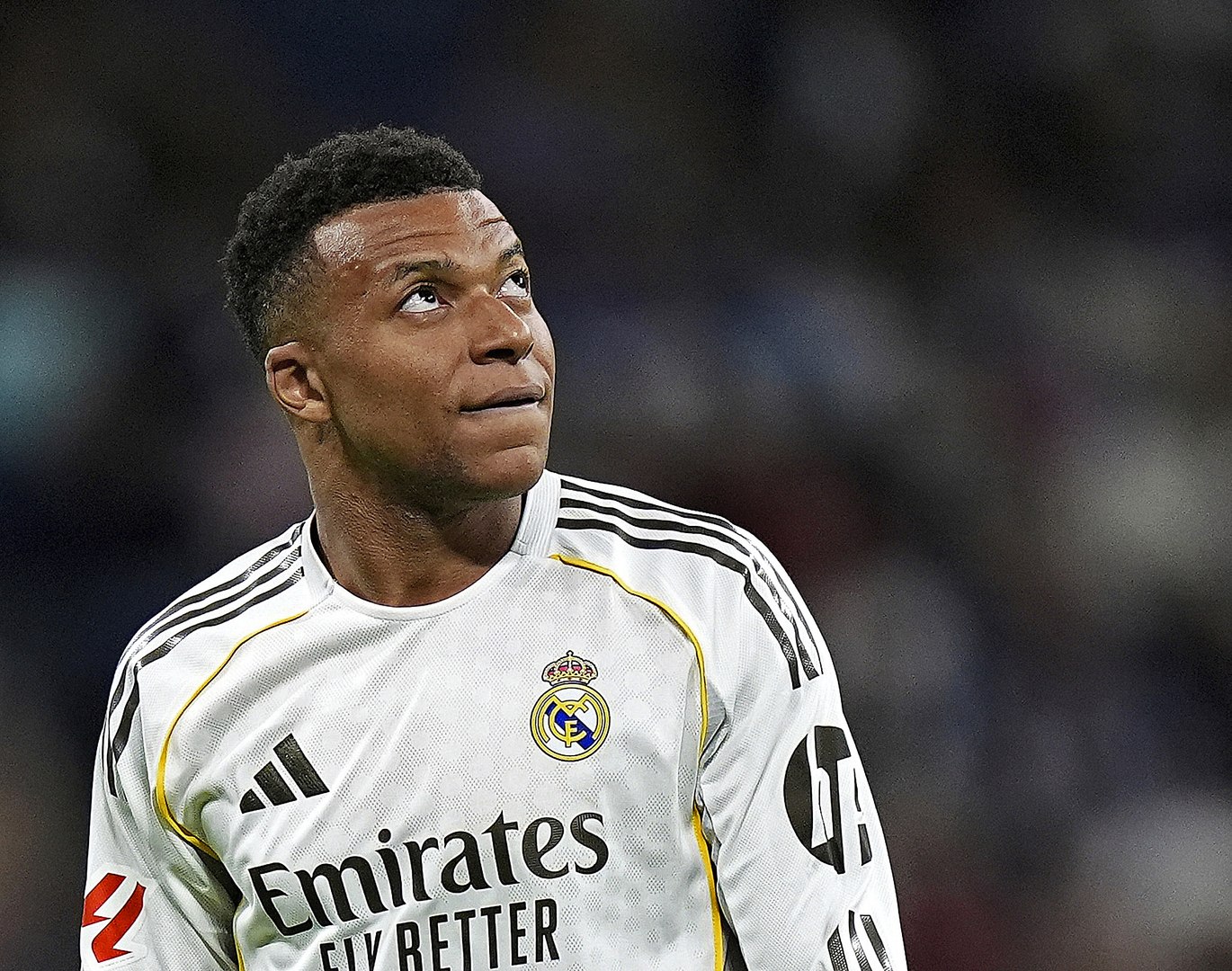 La Tribu analiza el cruce de declaraciones entre Mbappé y Arbeloa y los pitos del Bernabéu al delantero.