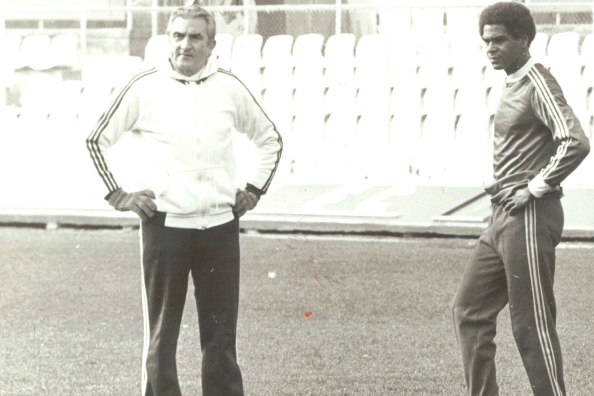 Miguel Muñoz y Pintinho, durante un entrenamiento del Sevilla.