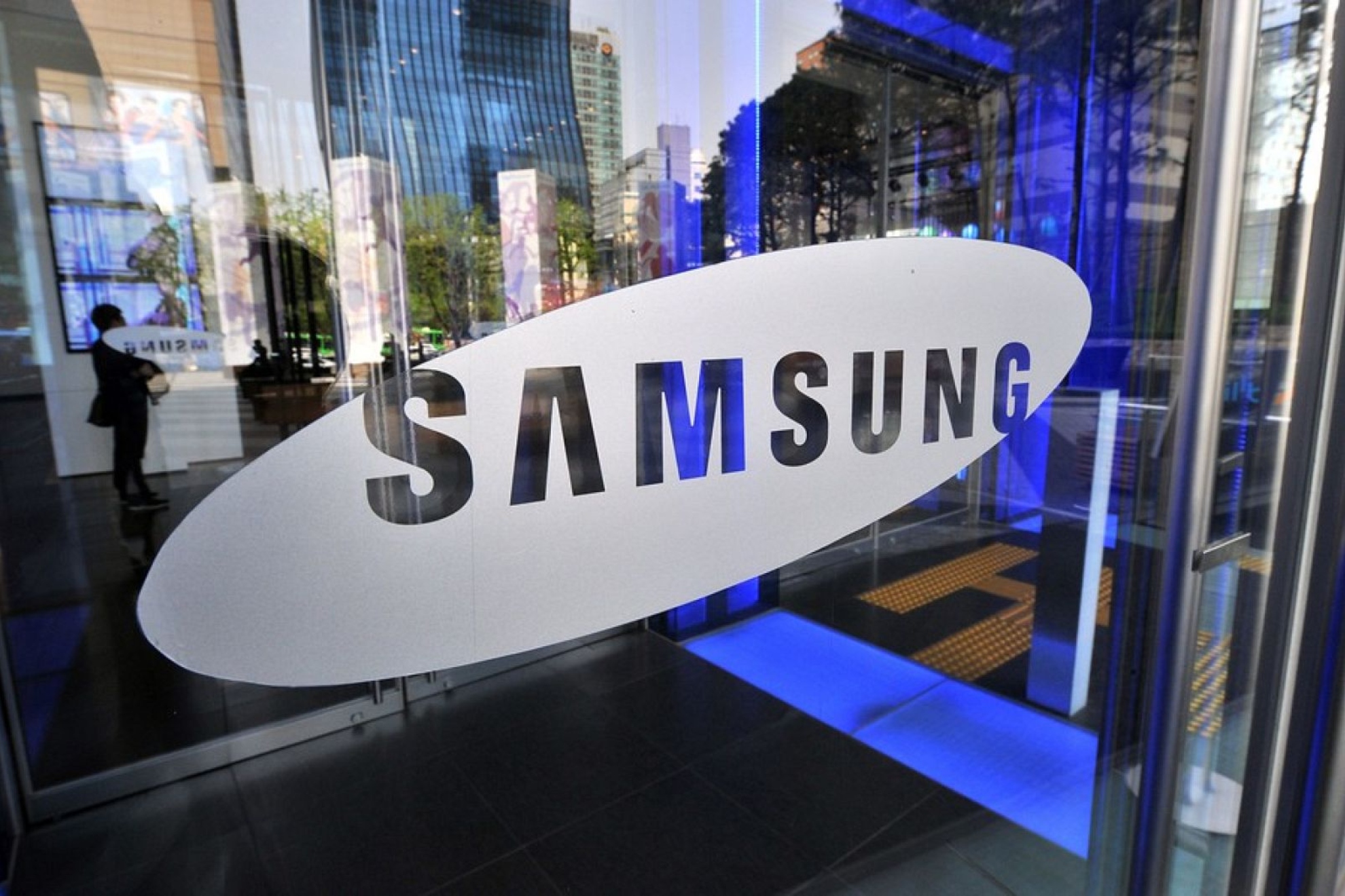 Samsung.