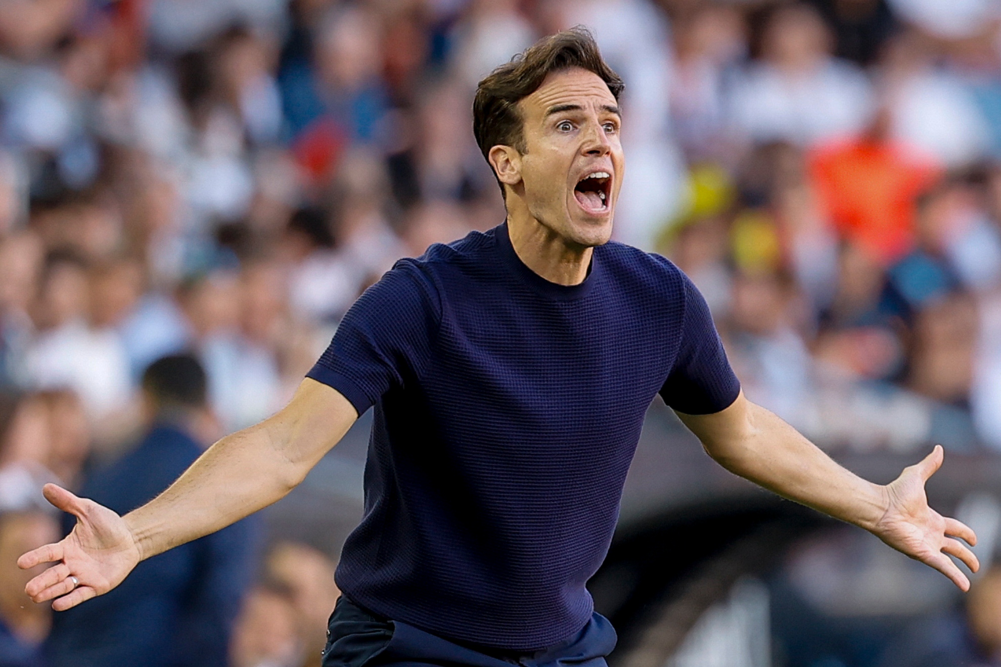 Iñigo Pérez atendió a los periodistas, después del partido ante el Villarreal.