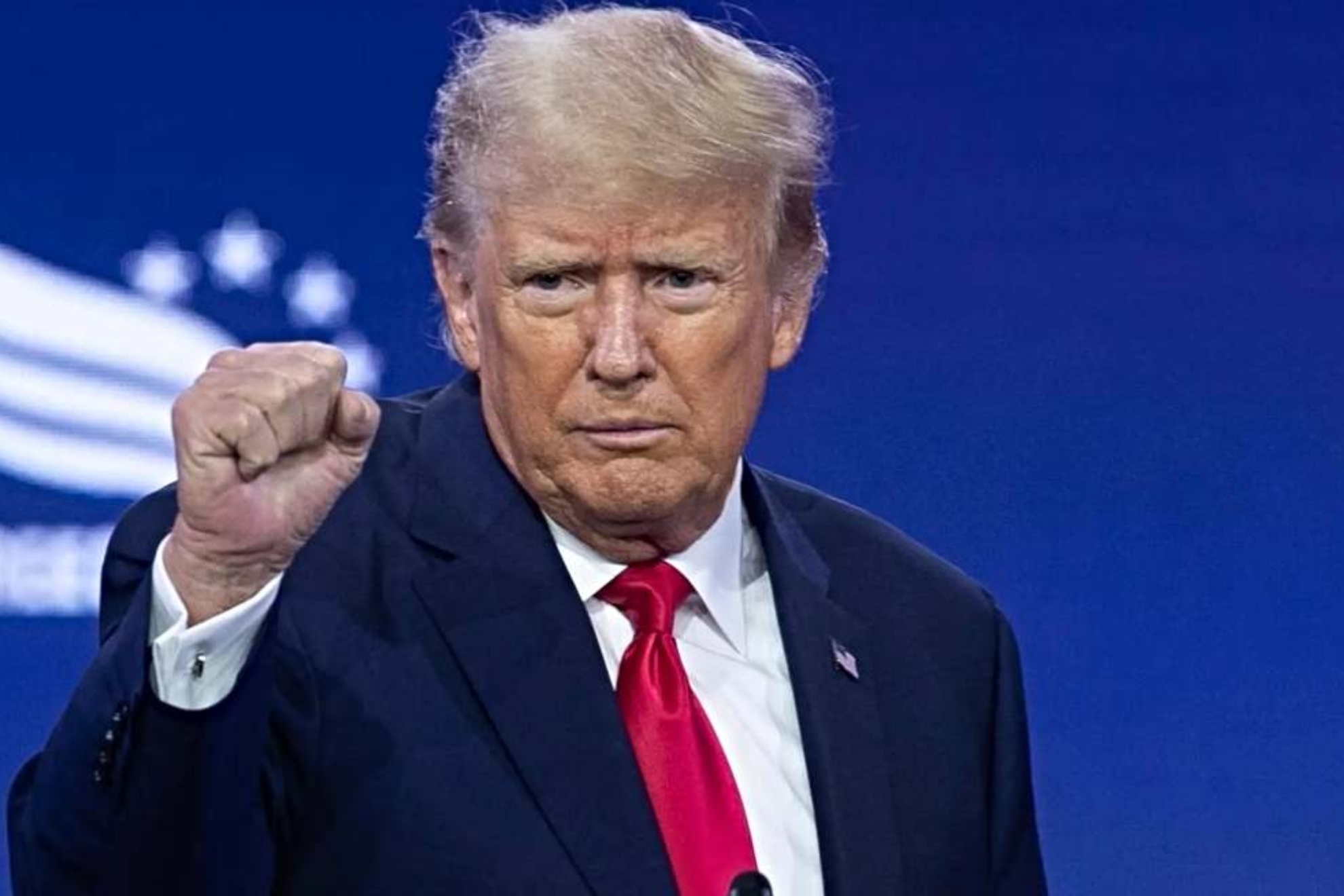 Donald Trump y uno de sus más feroces ataques.