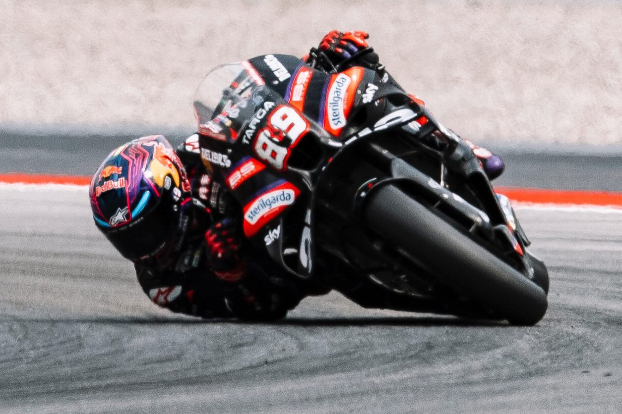 Jorge Martín, en acción, en el Circuit de Barcelona-Catalunya.