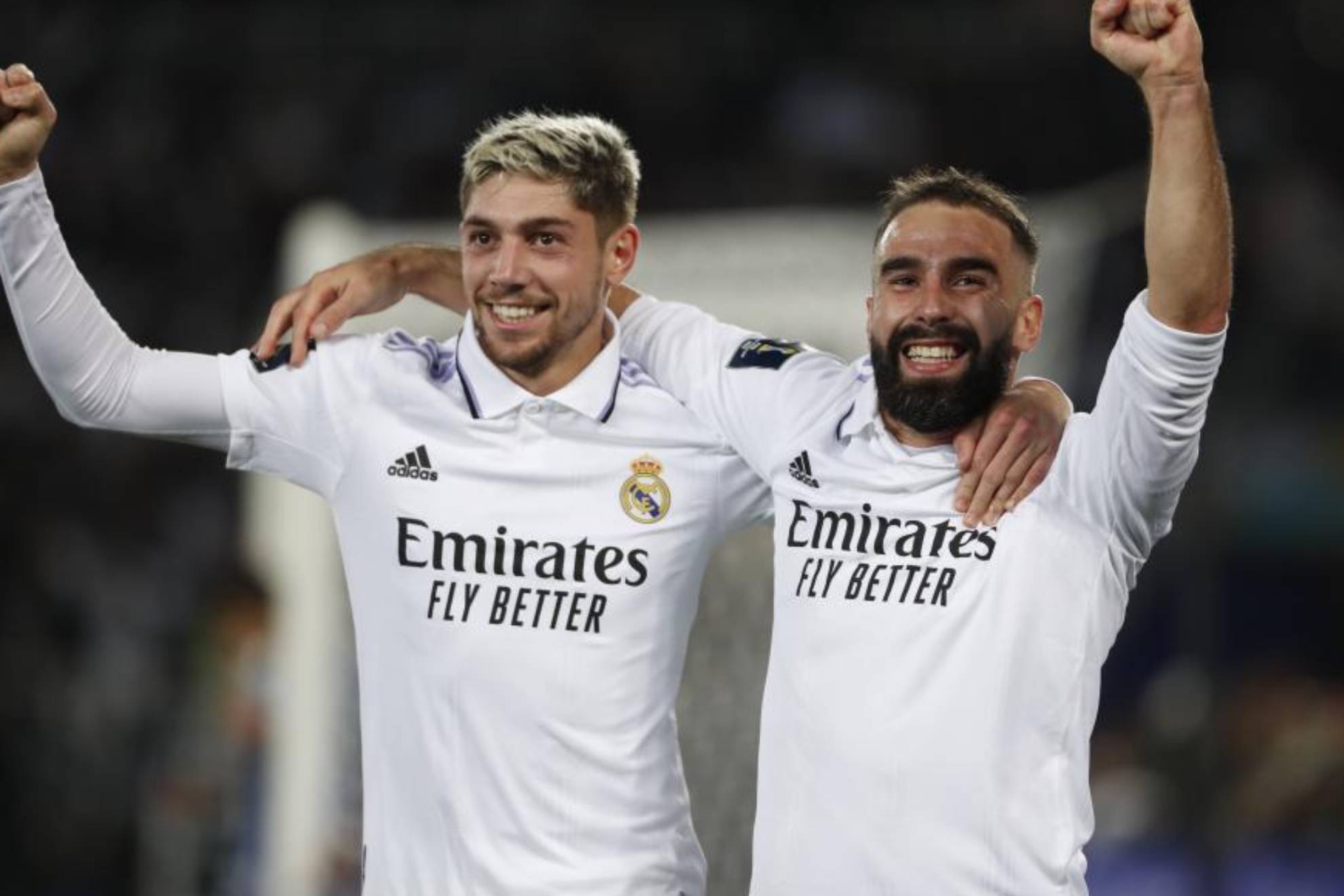 Valverde y Carvajal celebran un triunfo del Real Madrid.