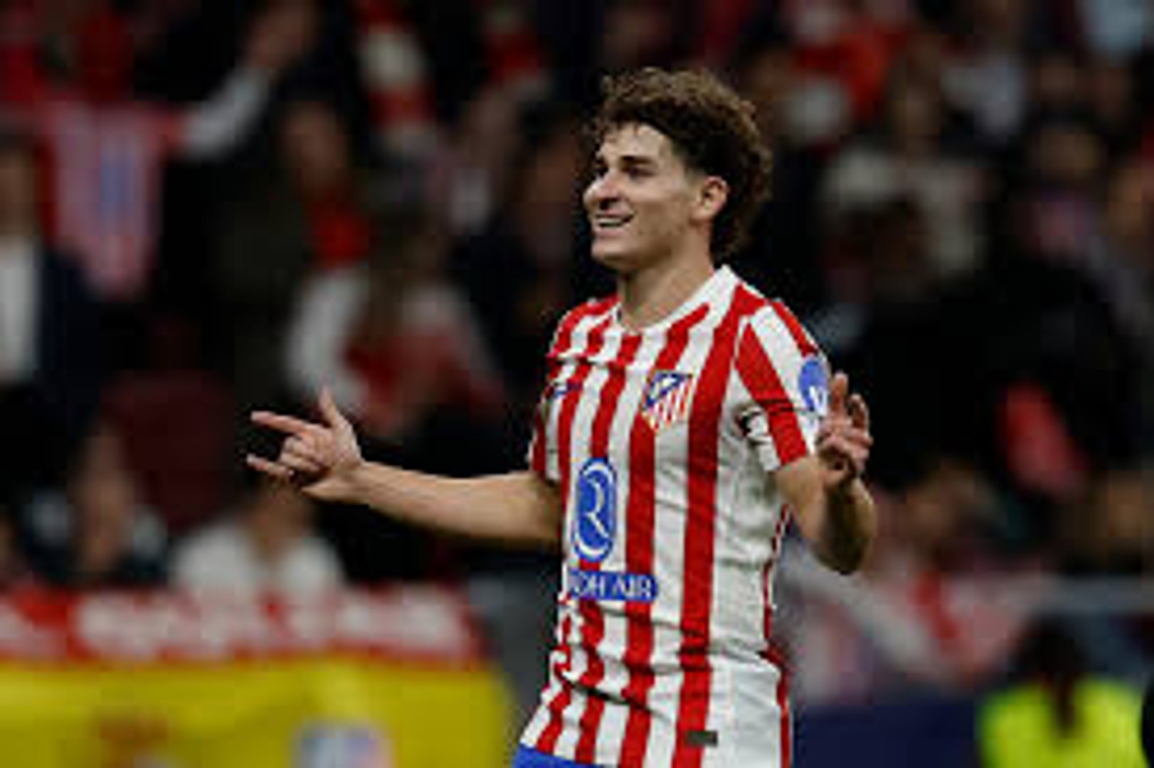 Roberto Gómez señala al club que querría fichar a Julián Álvarez