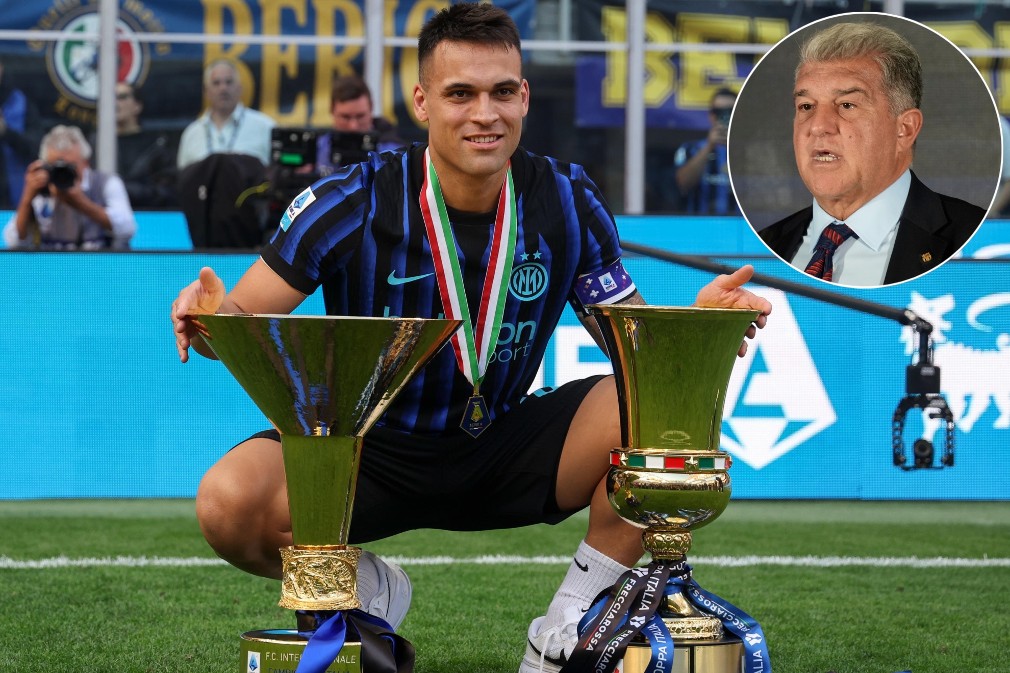 Lautaro Martínez celebrando el doblete del Inter con Scudetto y Coppa.