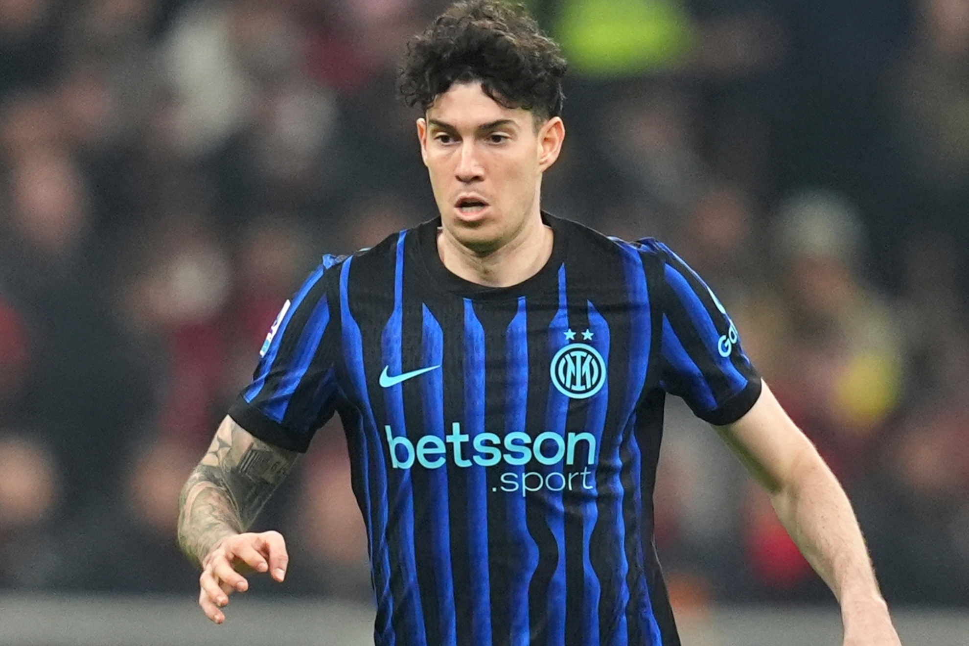 Alessandro Bastoni, en un partido con el Inter.